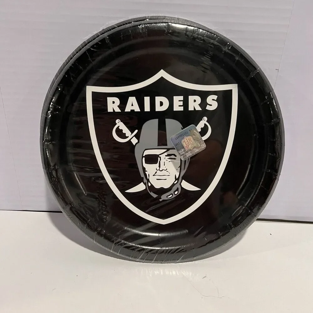 NFL Raiders Party Plates 8 3/4 inch 32 Plates